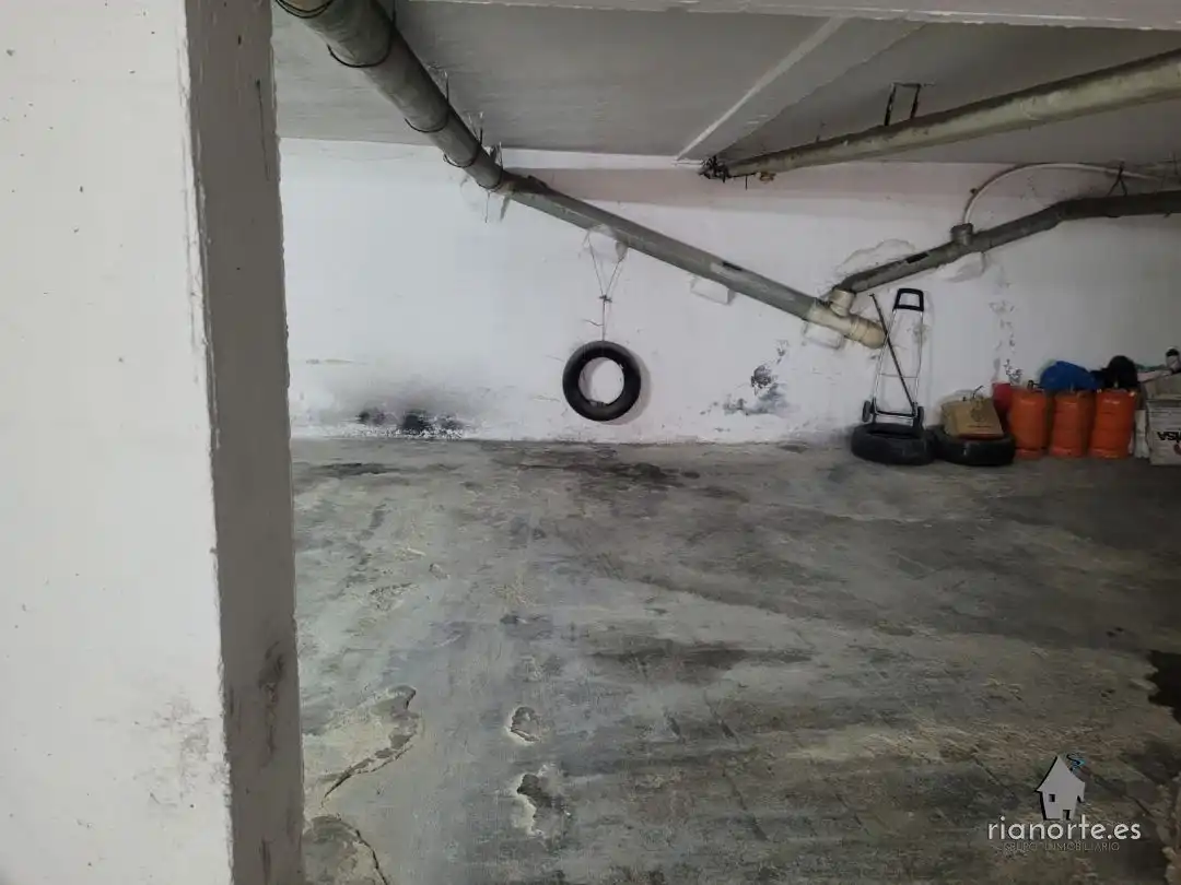 Aparcamiento en venta en La Felguera, imagen 2