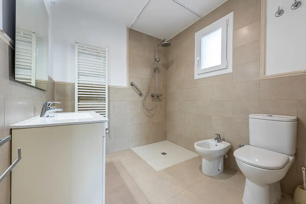 Bathroom of Houses for sale in Sant Pere de Ribes  with Heating, Terrace and Swimming Pool