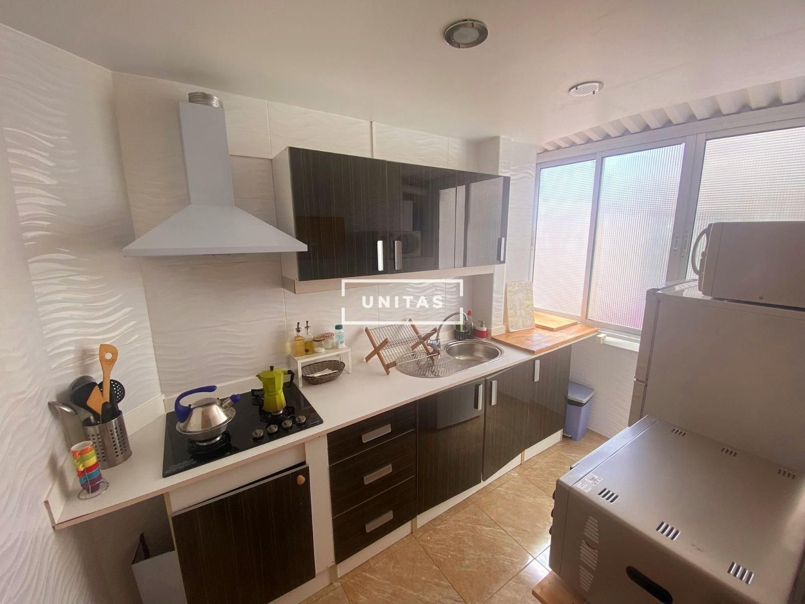 Cocina de Piso de alquiler en Alicante / Alacant con Balcón