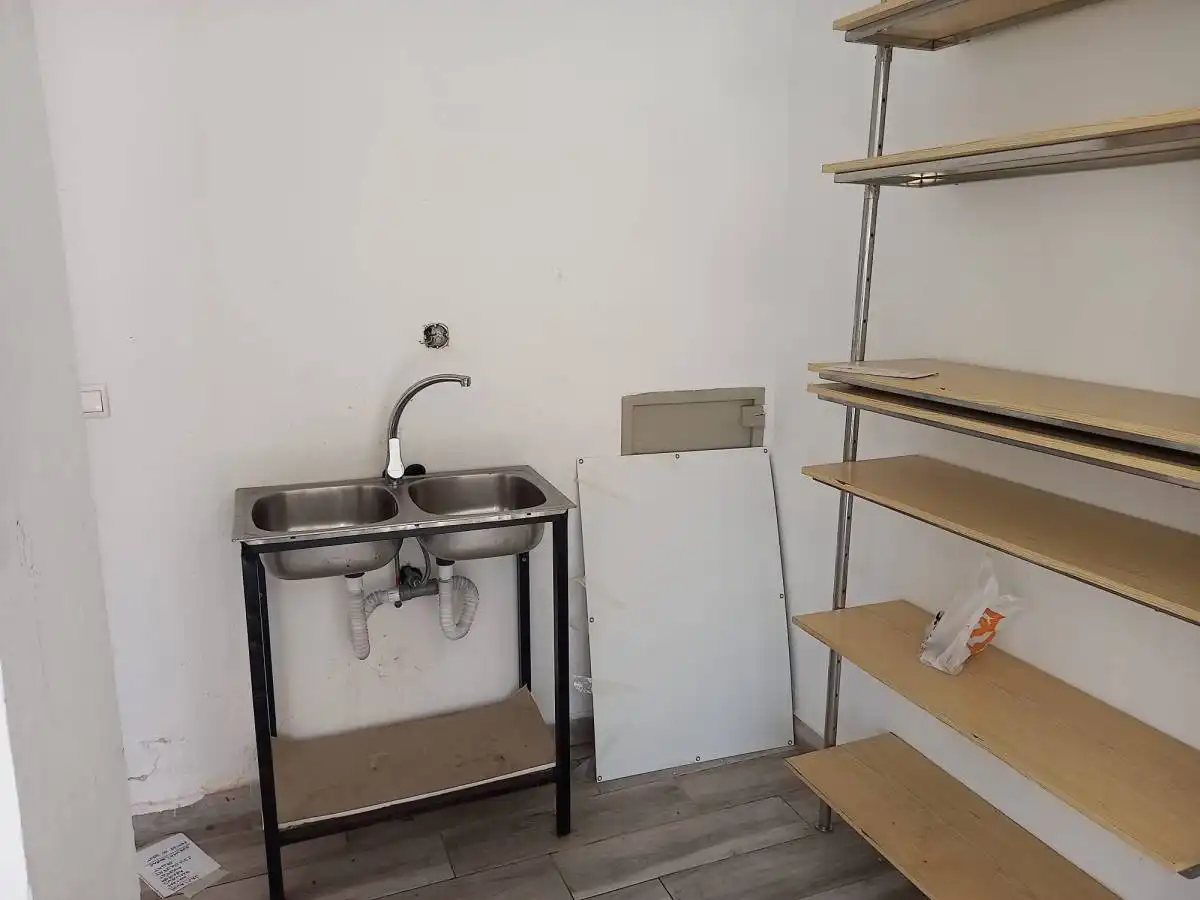 Gewerbefläche zum Verkauf in C. Obispo Herrero, imagen 6