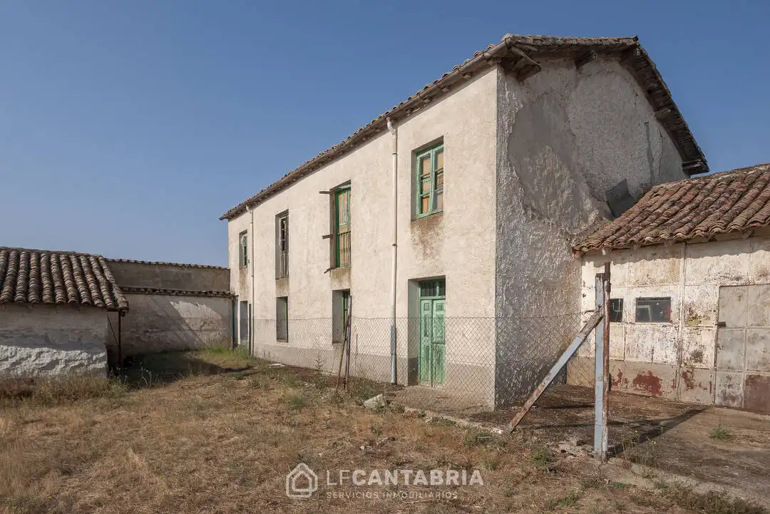 Vista exterior de Finca rústica en venta en Alar del Rey