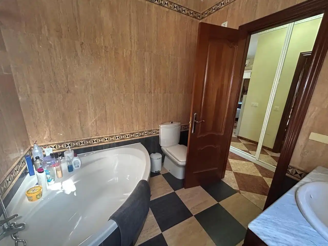 Bathroom of Houses for sale in Málaga  with Air Conditioner, Heating and Private garden