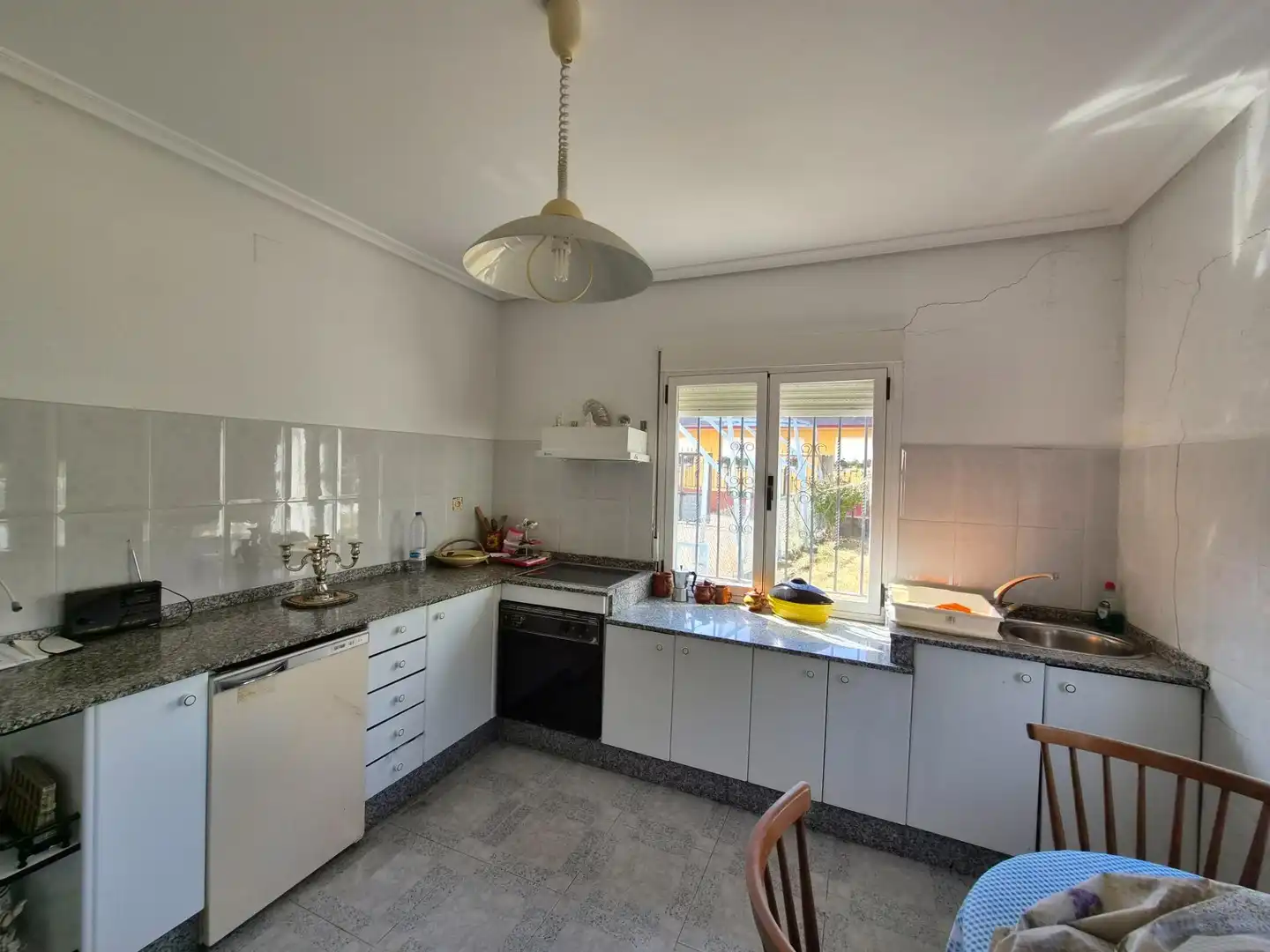 Kitchen of Residential for sale in Cacabelos