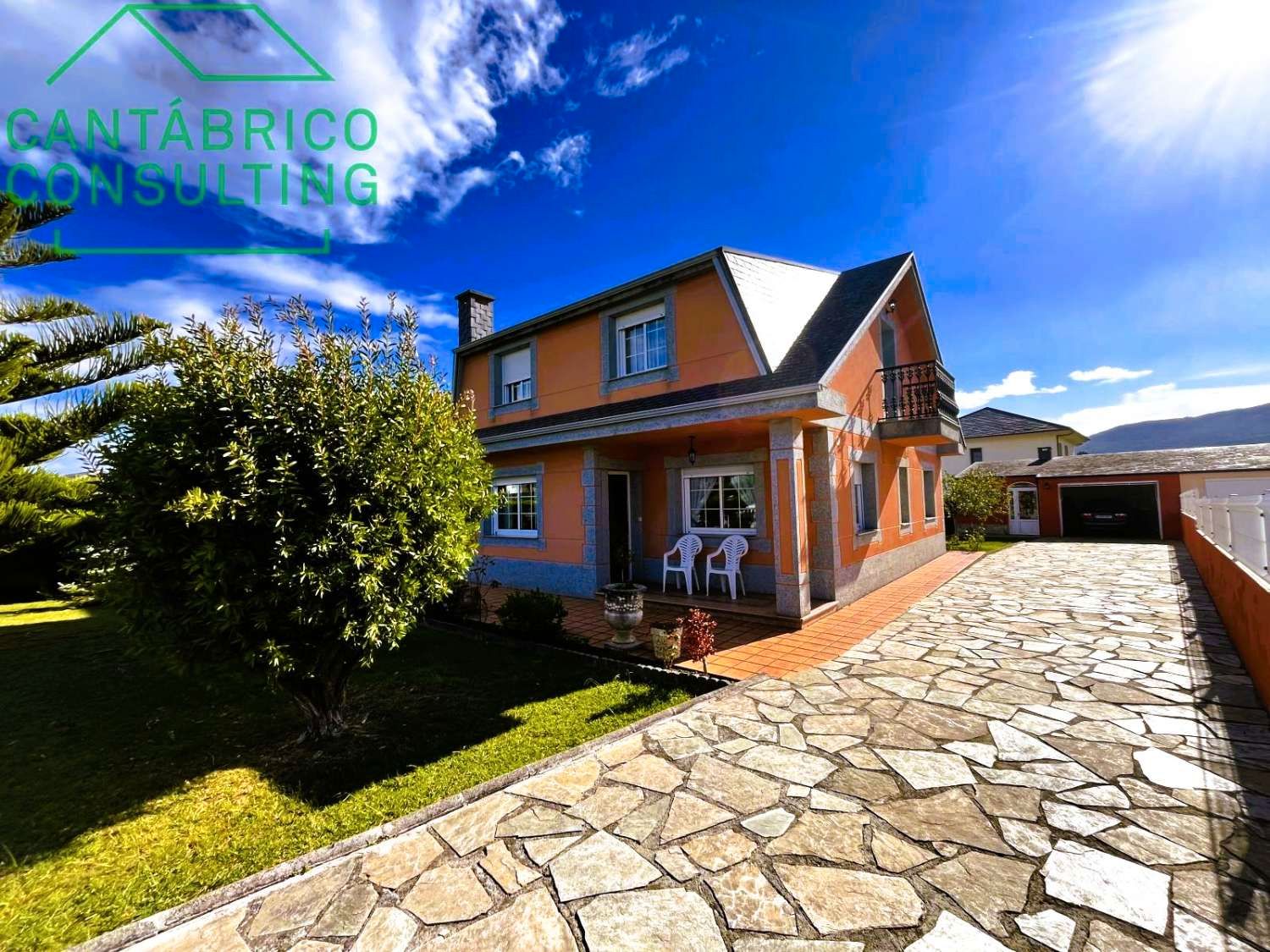 Exterior view of House or chalet for sale in Barreiros  with Heating, Storage room and Furnished