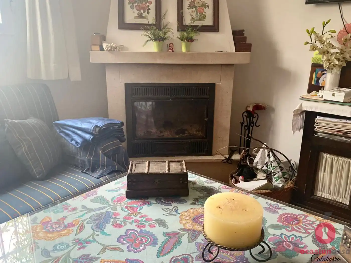 Living room of Country homes for sale in La Carlota  with Air Conditioner, Heating and Storage room