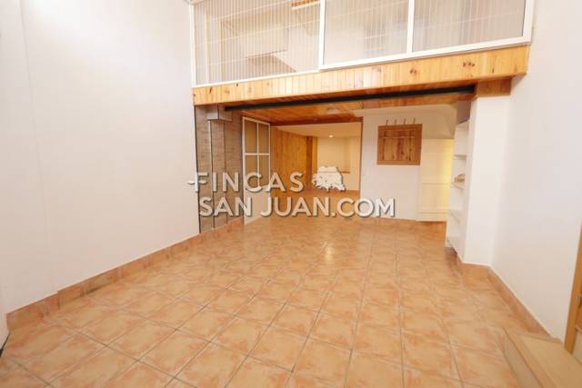 Casa adosada en Venta en Salafranca - Lloixa