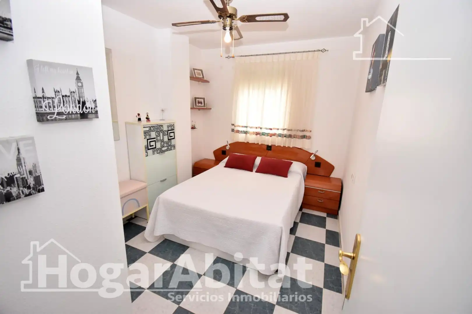 Habitación de Apartamento en venta en Oropesa del Mar / Orpesa con Aire acondicionado, Calefacción y Jardín privado