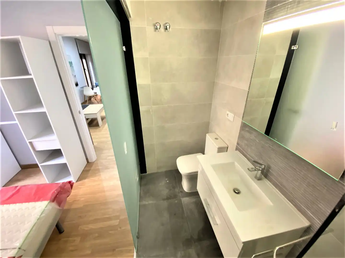Bathroom of Apartments for rent in Cáceres  with Air Conditioner and Furnished