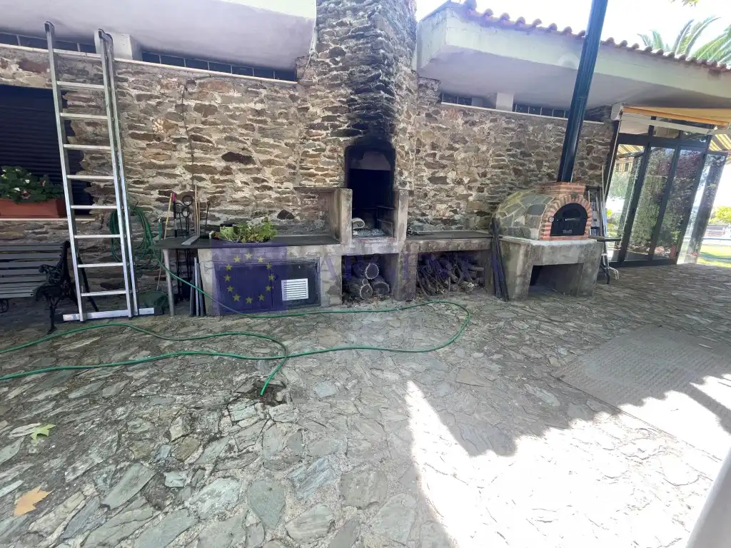 Xalet amb piscina en venda a Sierra de Fuentes, imagen 9