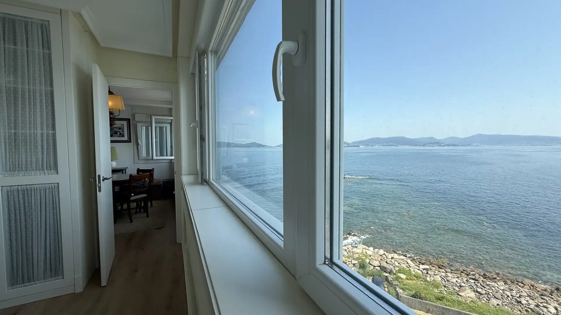 Piso en venta en Vigo  con Calefacción, Jardín privado y Amueblado