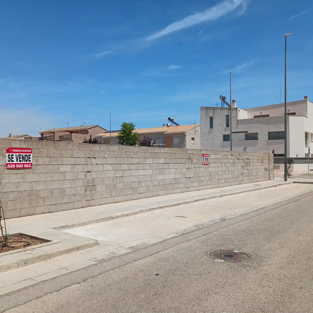 Terreny residencial en venda a Ronda dels Esports, imagen 7