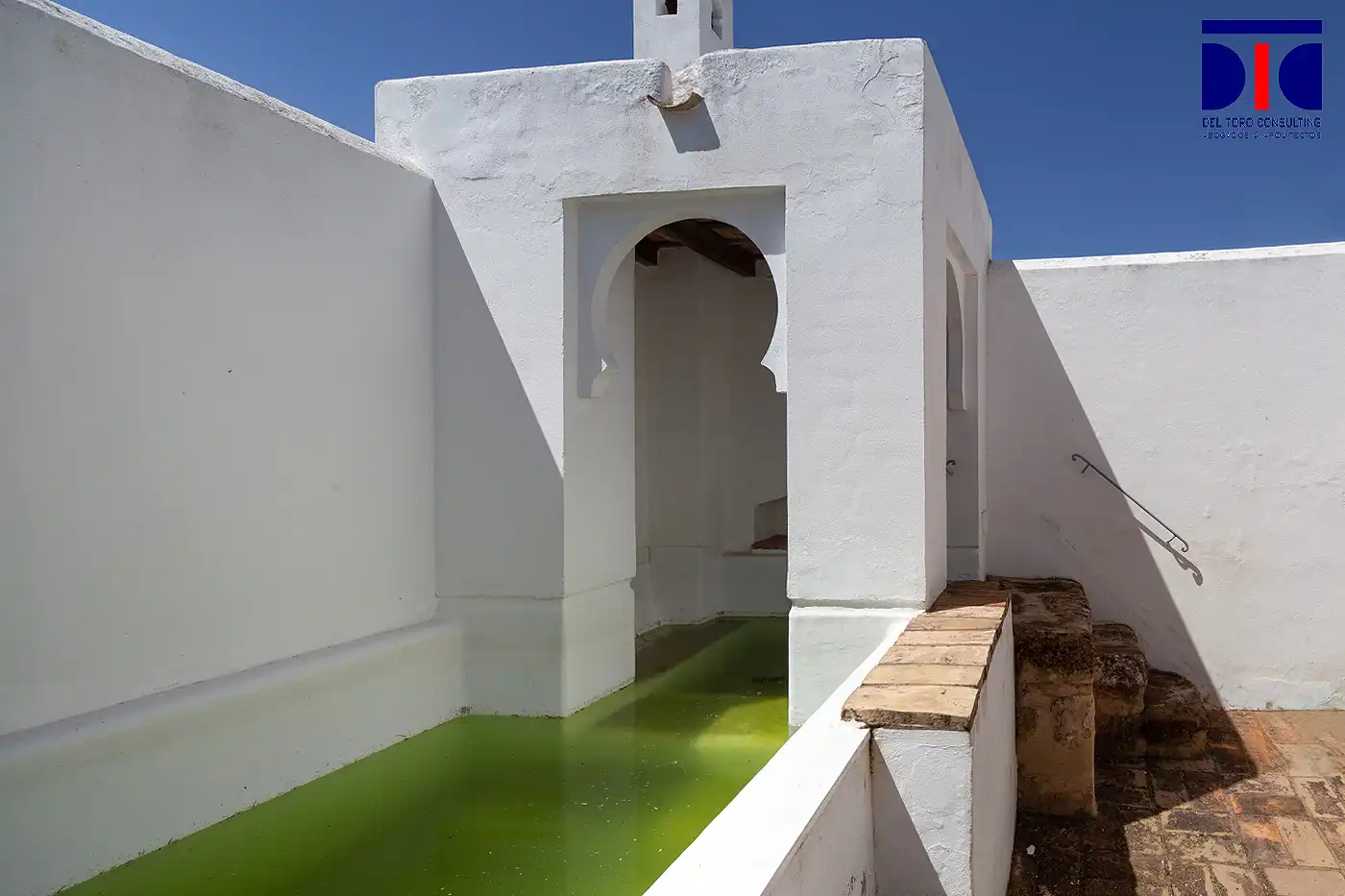 Vista exterior de Finca rústica en venta en Carmona con Aire acondicionado, Calefacción y Jardín privado