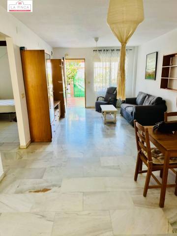 Casa adosada en Venta en El Tomillar