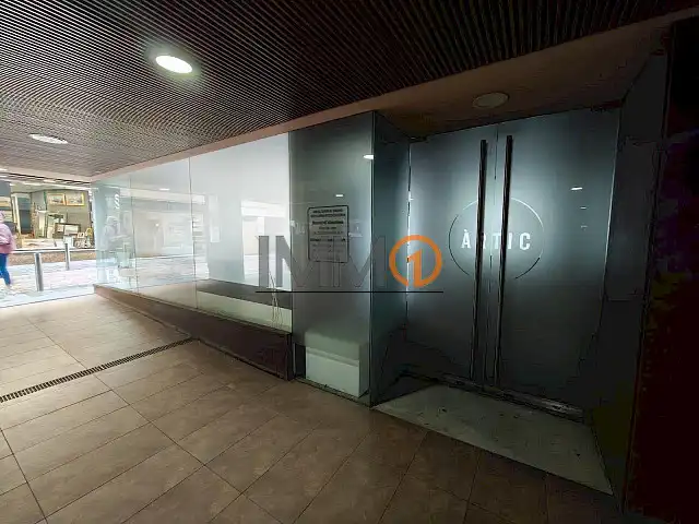 Local comercial de lloguer a Les Escaldes, imagen 12