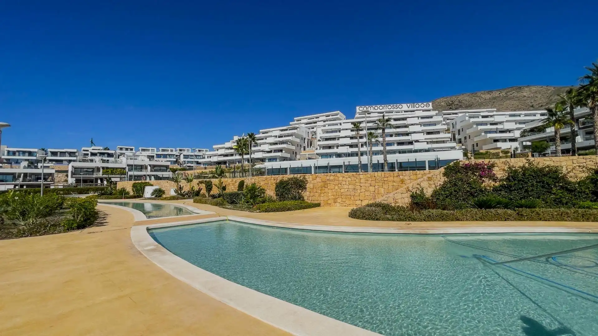 Schwimmbecken von Dachboden zum Verkauf in Finestrat mit Klimaanlage, Terrasse und Möbliert