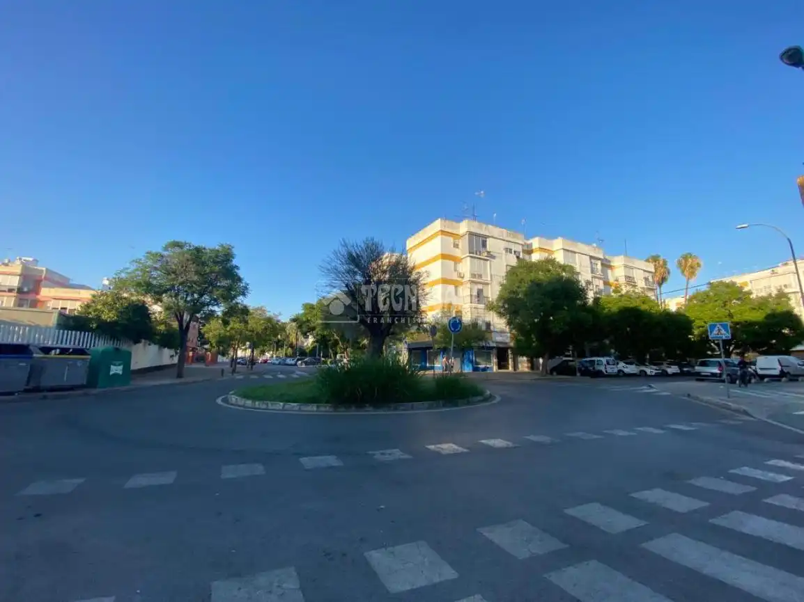 Exterior view of Flat for sale in Sevilla
