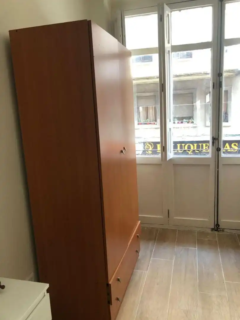 Habitación de Piso de alquiler en Valencia con Amueblado