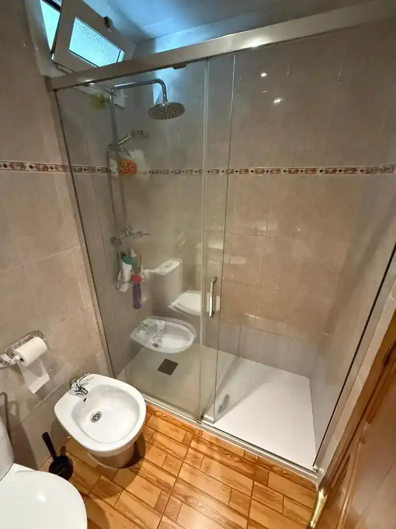Bathroom of Flat for share in Badia del Vallès, Barcelona
