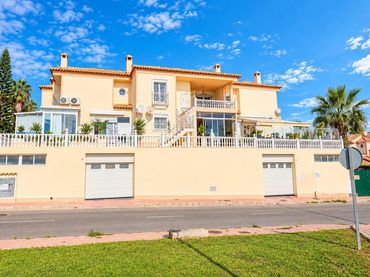 Apartment mit Pool zum Verkauf in Calle la sagra
