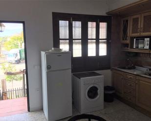 Cuina de Apartament de lloguer en Villafranca de Córdoba amb Aire condicionat