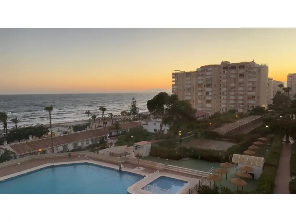 Studio with pool to rent in Avenida Faro