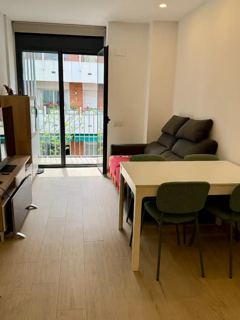Wohnzimmer von Wohnung zum Verkauf in Barcelona mit Klimaanlage, Heizung und Parkett