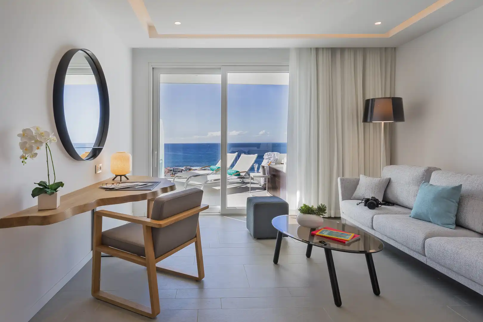 Sala de estar de Apartamento en venta en Adeje con Aire acondicionado, Terraza y Trastero