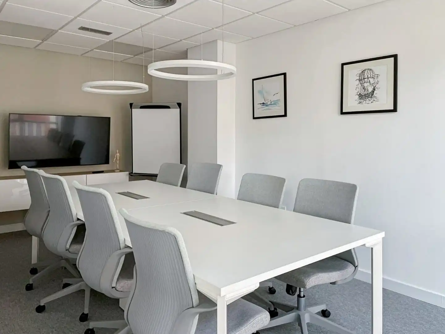 Office for rent in Santander  with Air Conditioner, Heating and Furnished