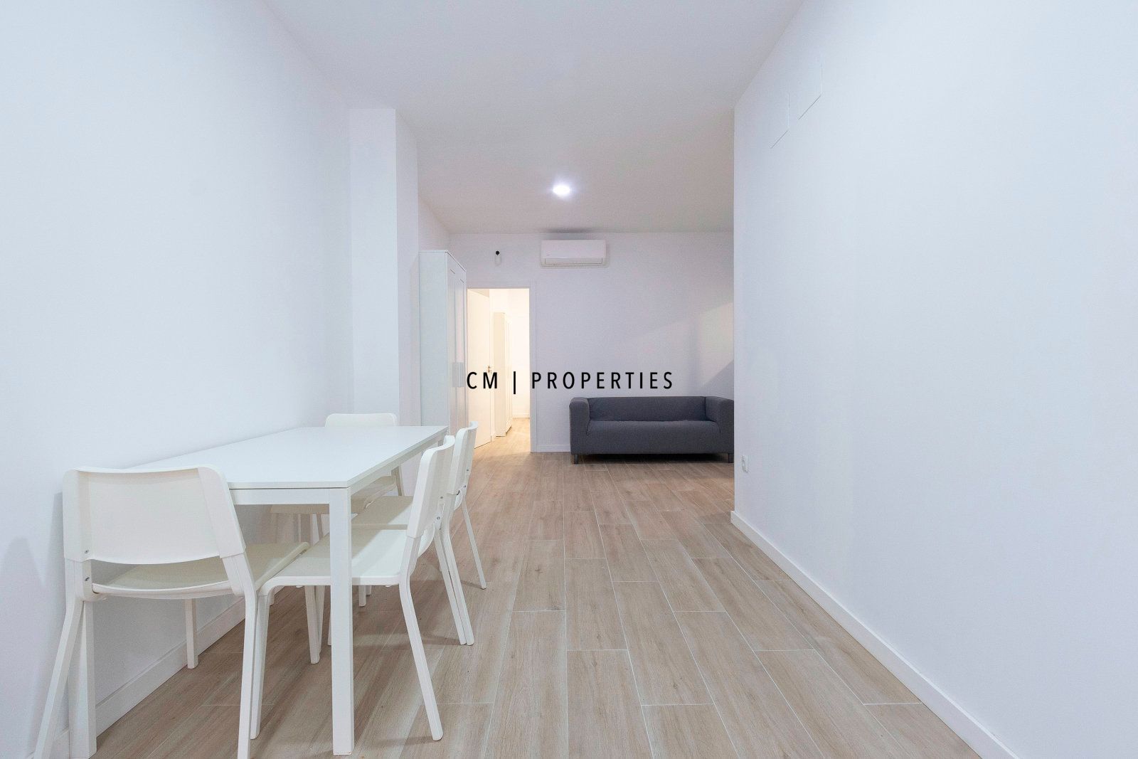 Bedroom of Flat for sale in Burjassot  with Furnished