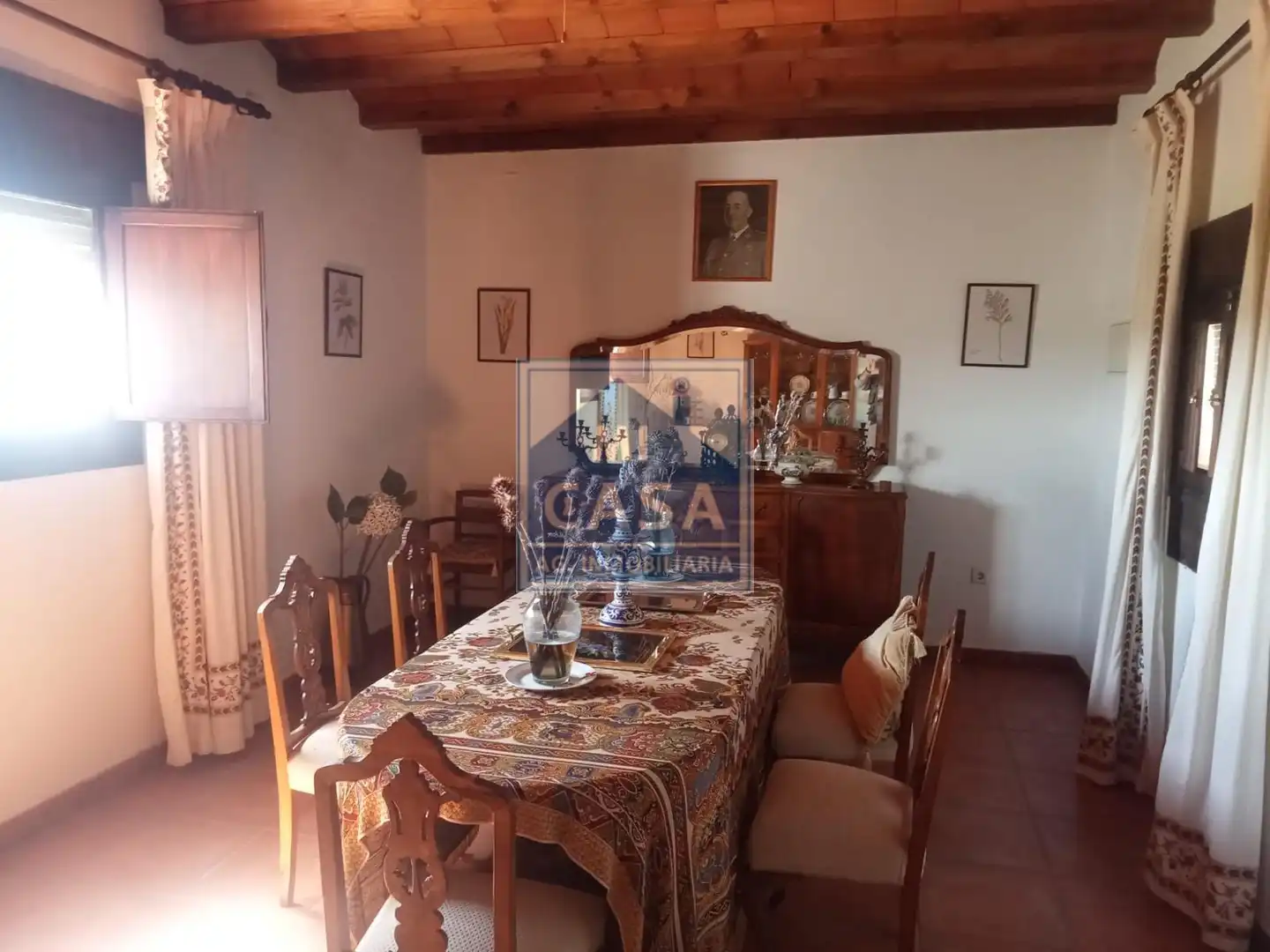 Comedor de Finca rústica en venta en Oliva de Mérida con Aire acondicionado, Calefacción y Terraza