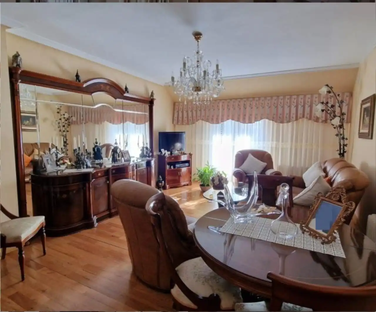 Wohnzimmer von Maisonette zum Verkauf in Plasencia mit Klimaanlage, Heizung und Terrasse