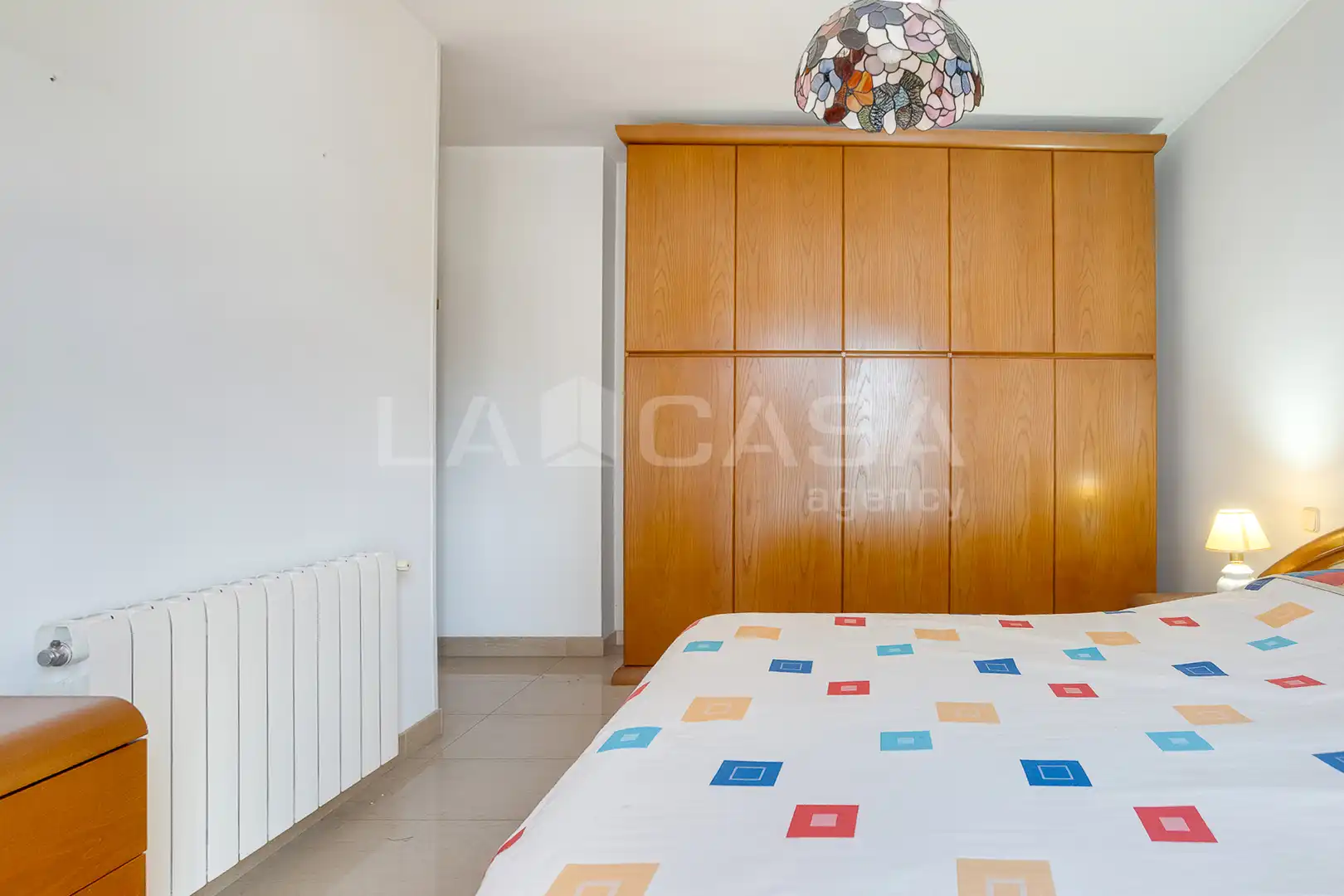 Habitación de Piso en venta en Cornellà de Llobregat con Calefacción y Balcón