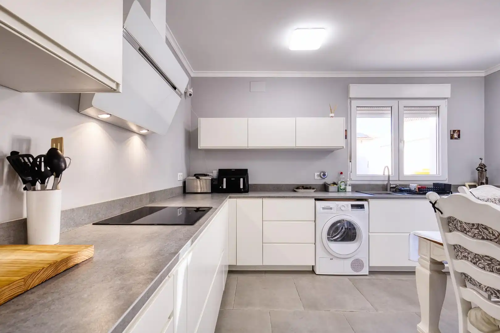 Cocina de Casa adosada en venta en Torre-Pacheco con Aire acondicionado, Calefacción y Jardín privado