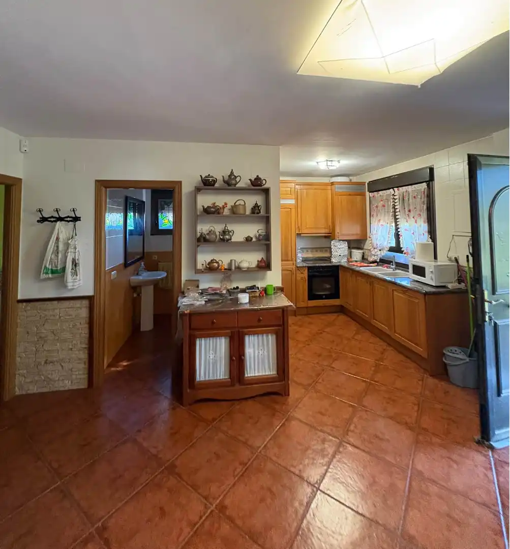 Cocina de Terreno en venta en Albelda de Iregua