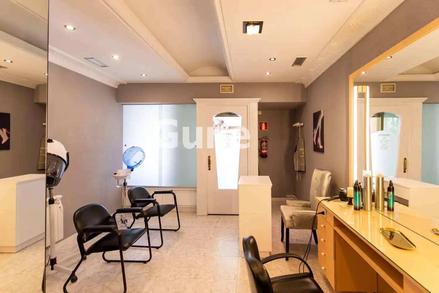 Business premises for sale in Grupo Legazpi, imagen 4