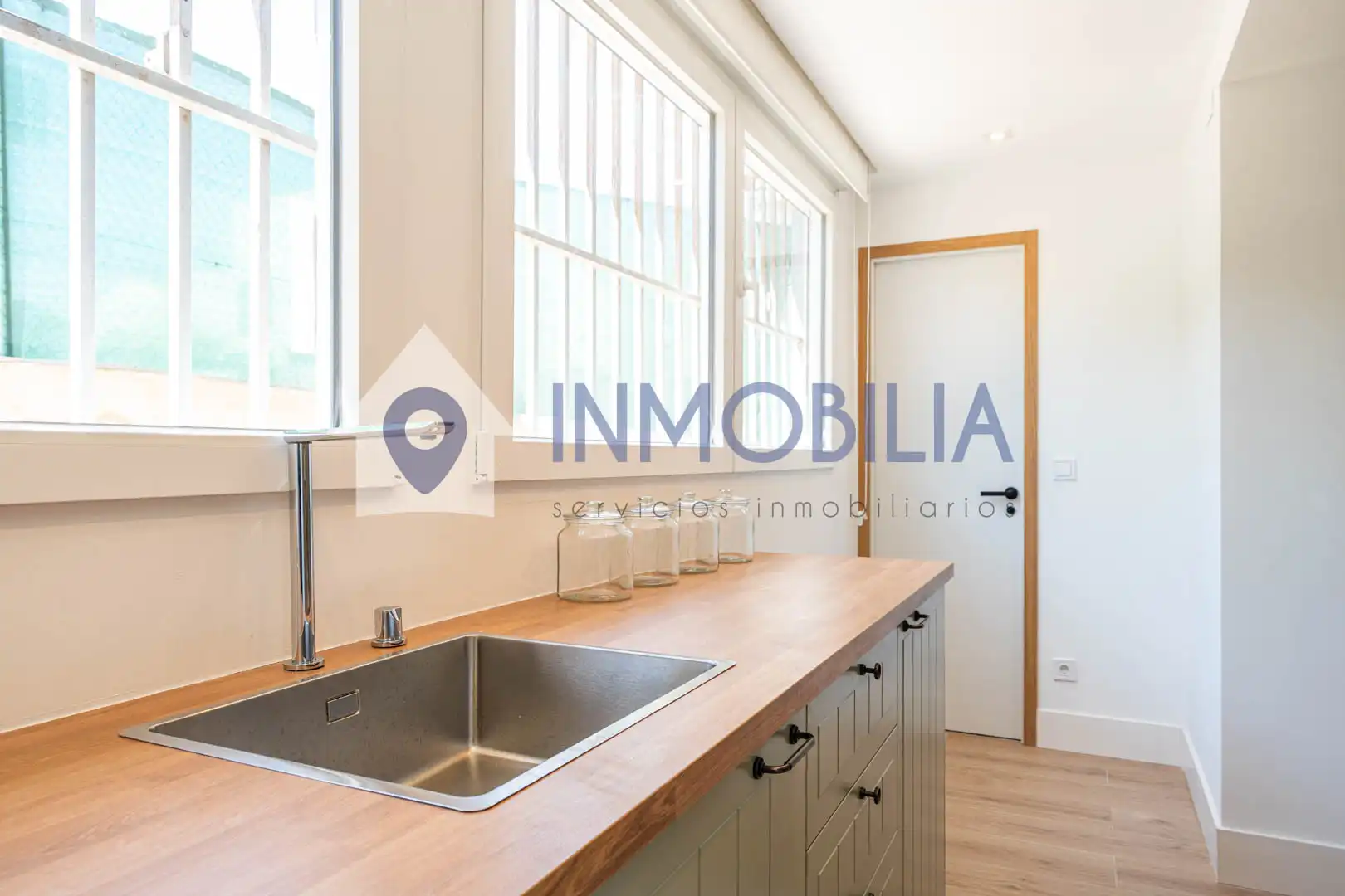 Kitchen of Flat for sale in Madrid  with Air Conditioner and Heating