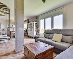 Sala d'estar de Àtic en venda en Granollers amb Aire condicionat, Terrassa i Balcó