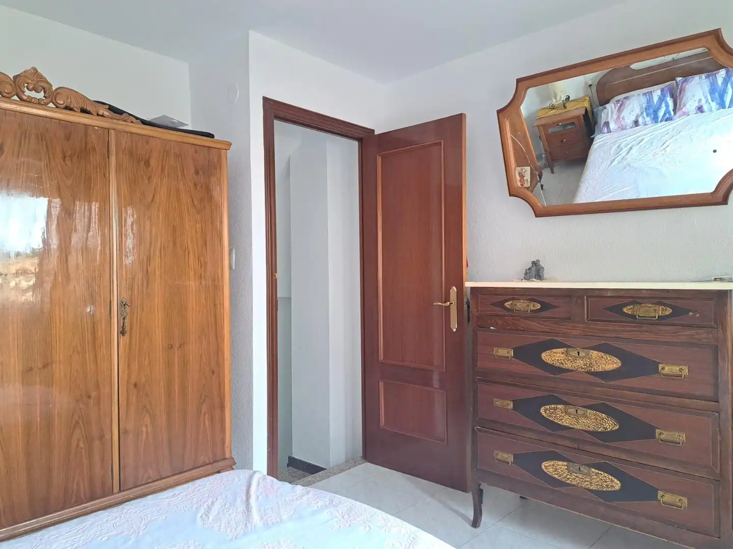 Schlafzimmer von Einfamilien-Reihenhaus zum Verkauf in Requena