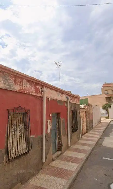 Habitatge en venda a Calle ANTONIO VALLEJO 7