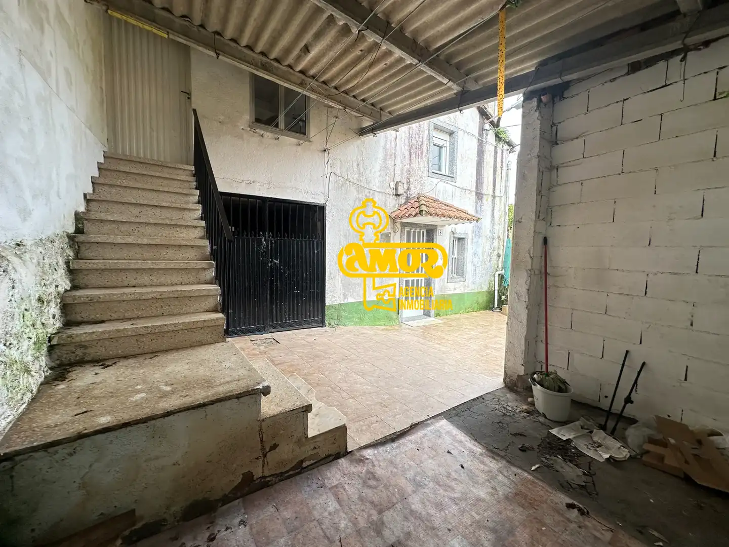 Vista exterior de Casa o chalet en venta en Santiago de Compostela  con Calefacción