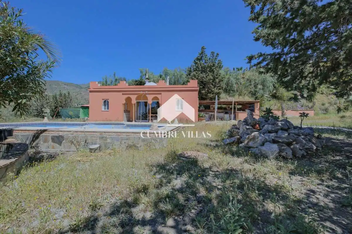 Vista exterior de Finca rústica en venta en Almuñécar con Jardín privado, Terraza y Trastero