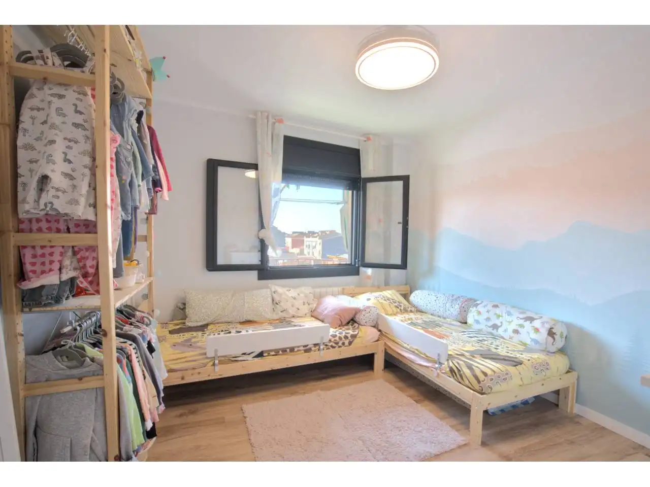 Habitación de Dúplex en venta en Terrassa con Aire acondicionado, Calefacción y Parquet