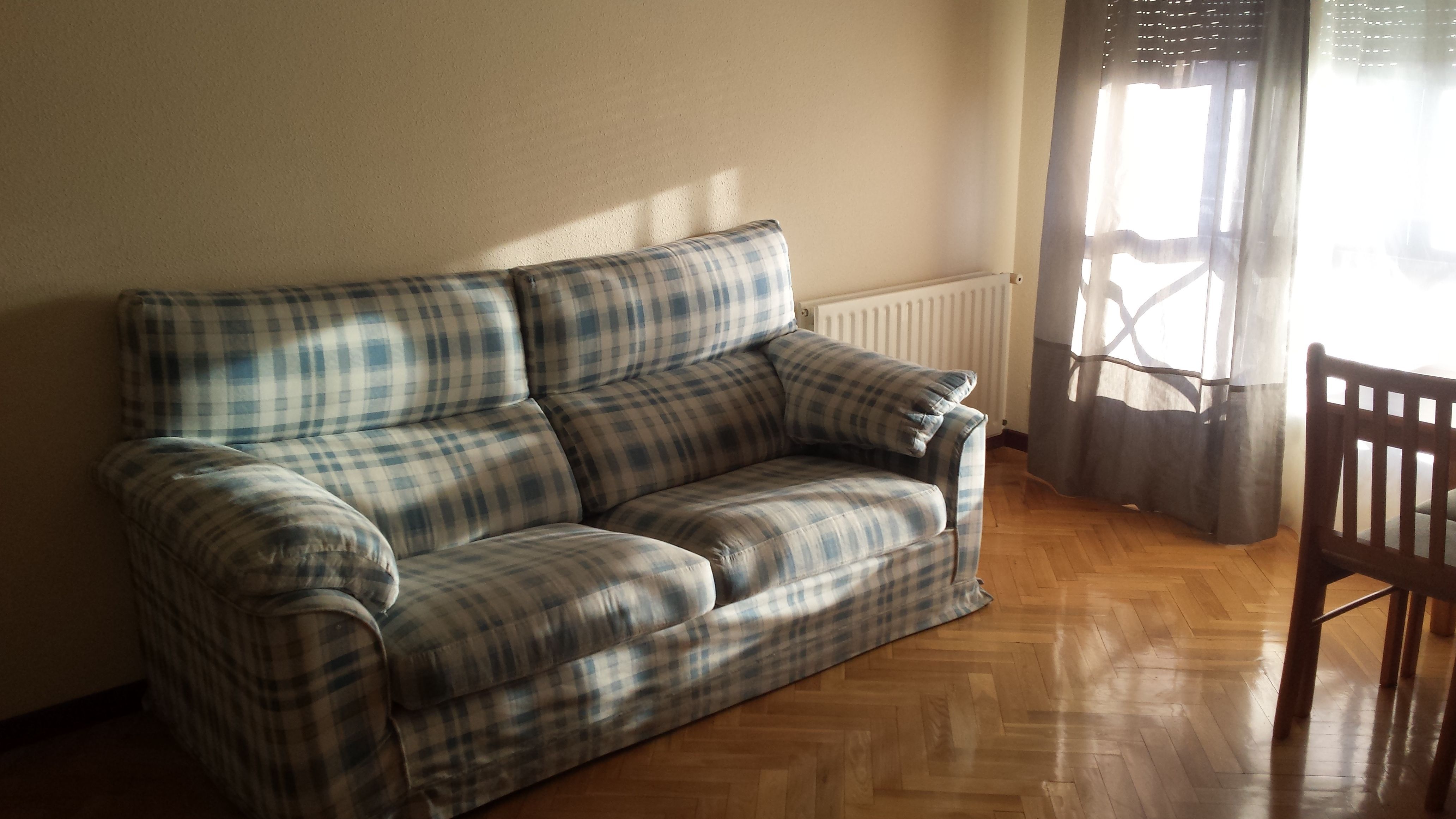 Apartamento de alquiler en Calle la Iglesia, Casco Antiguo, Centro