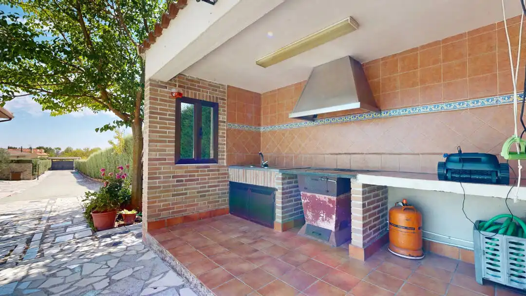 Cocina de Casa o chalet en venta en Valdelaguna con Aire acondicionado, Calefacción y Terraza