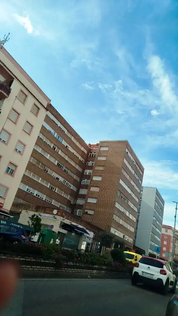 Vista exterior de Pis en venda en Camargo