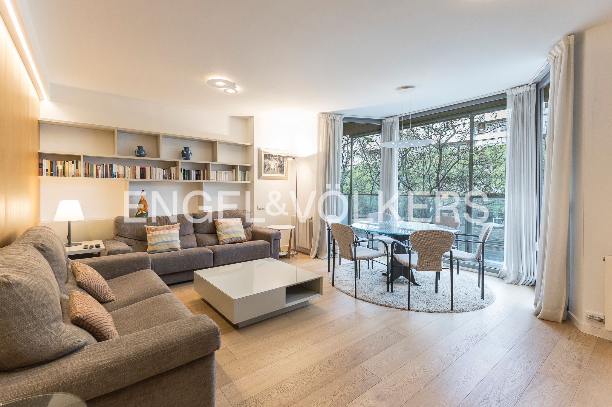 Vista exterior de Apartament de lloguer en  Barcelona Capital amb Aire condicionat, Calefacció i Parquet