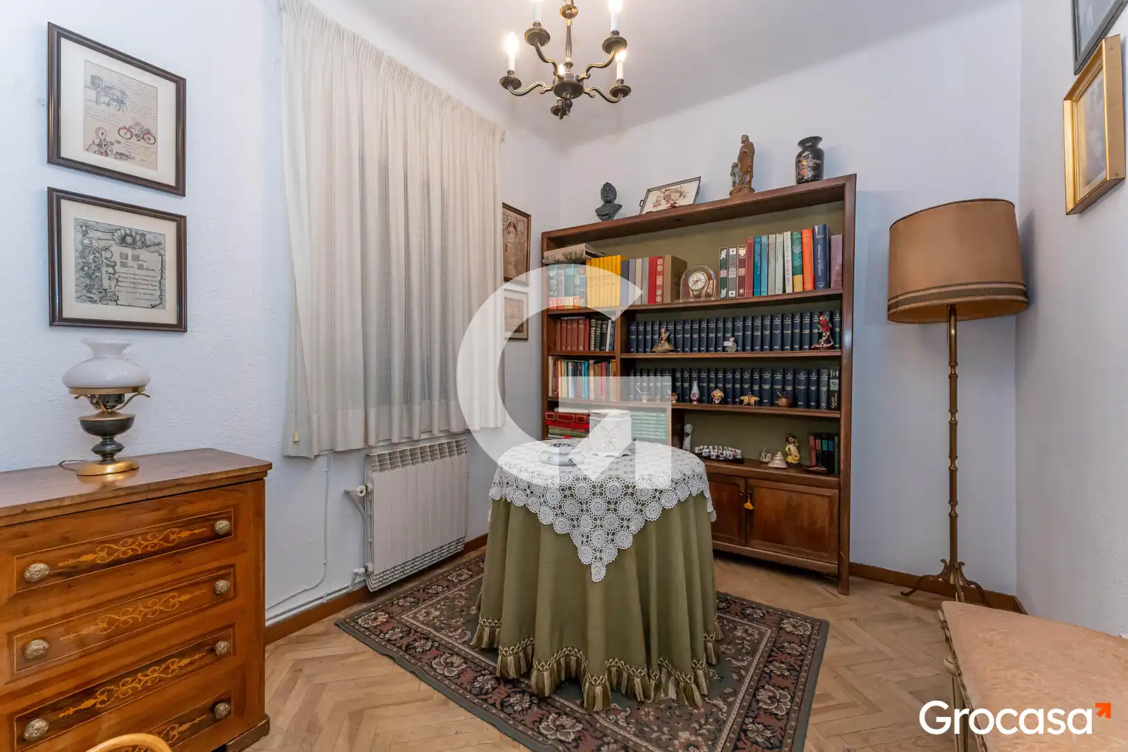 Habitación de Piso en venta en Cornellà de Llobregat con Aire acondicionado, Calefacción y Terraza