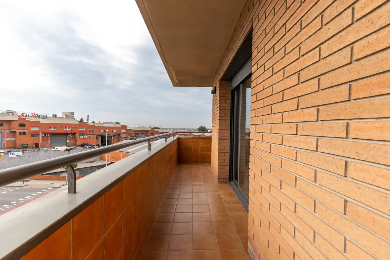 Terrasse von Wohnung zum Verkauf in Sant Joan Despí mit Klimaanlage, Heizung und Terrasse