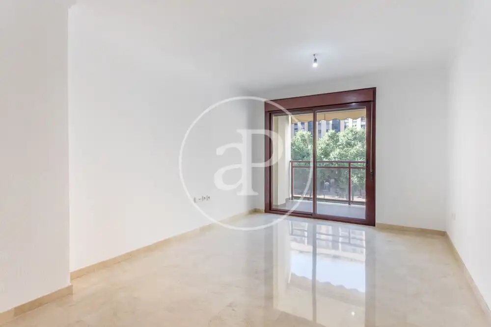 Sala d'estar de Pis de lloguer en Valencia amb Aire condicionat, Calefacció i Jardí privat