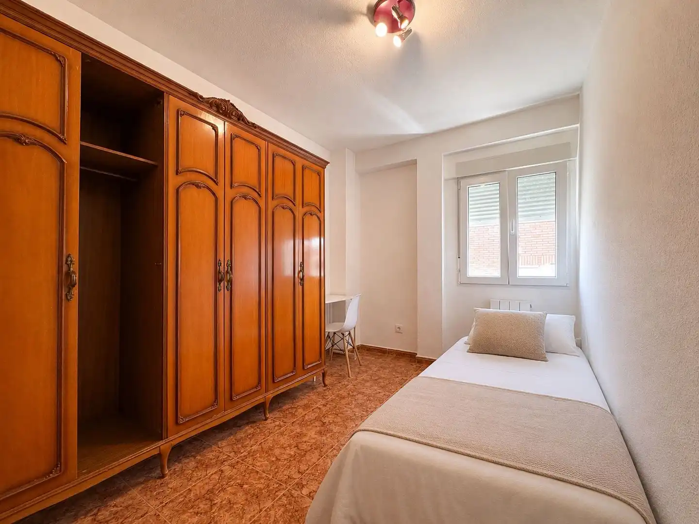 Bedroom of Flat for rent in Puertollano  with Air Conditioner, Heating and Furnished